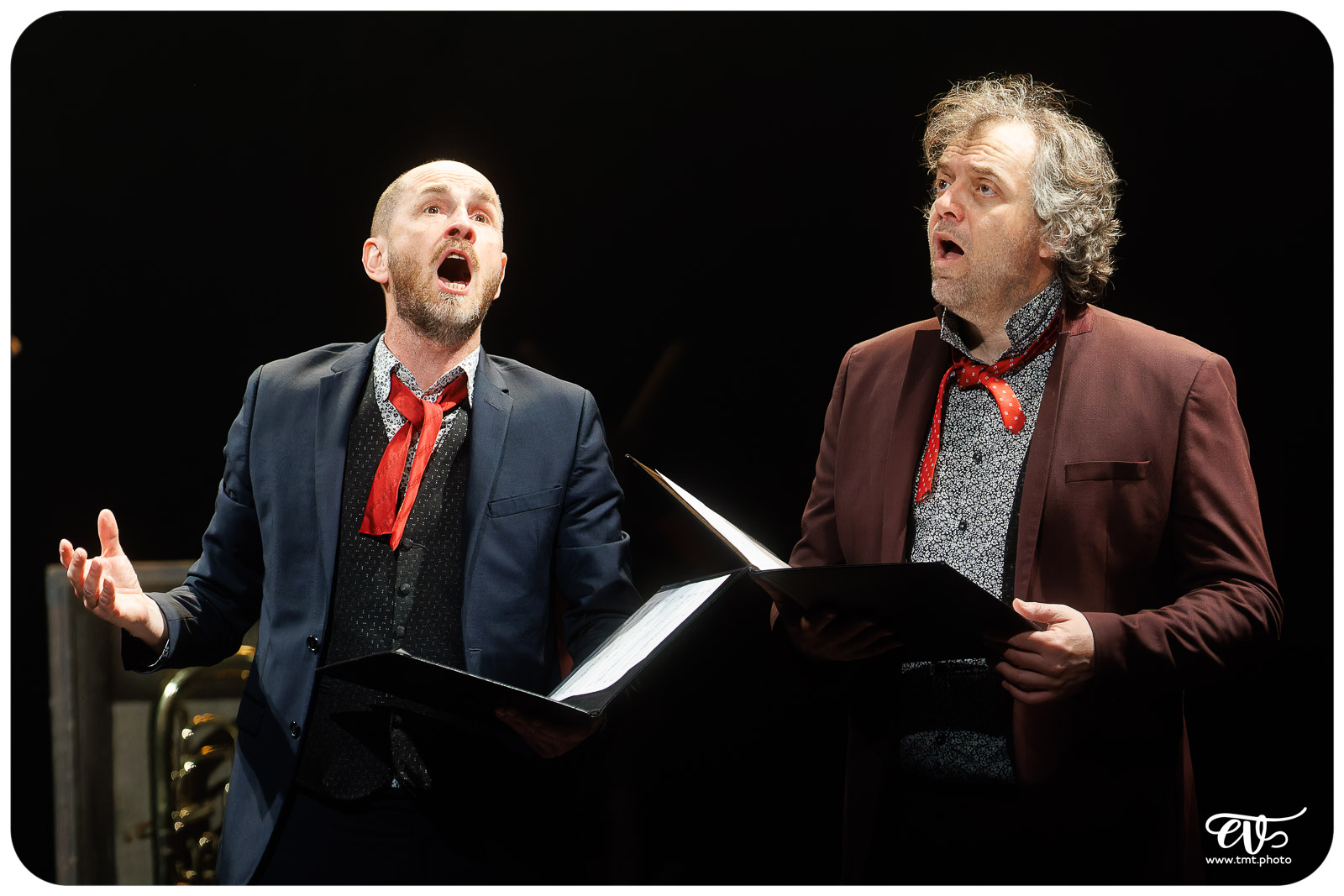 NOS COURSES FOLLES - LES FOUTEURS DE JOIE